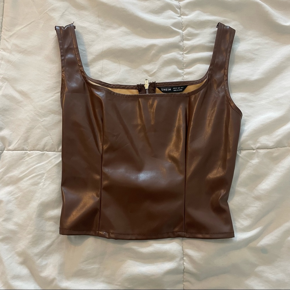 Brown latex tank